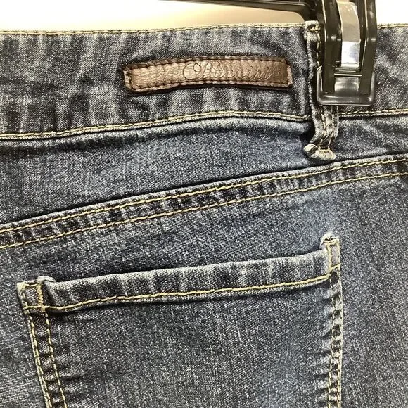 Baccini Capri Crop Pants‎ Jeans Rhinestone Buttons 16 P Stretch Dark Wash Womans - Picture 4 of 9